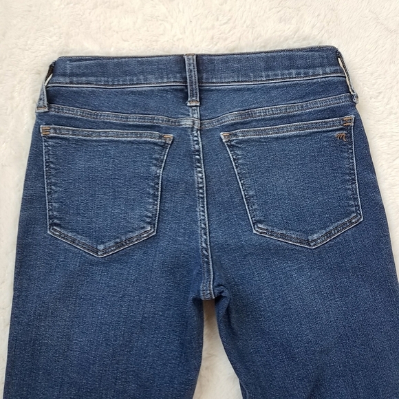 Madewell Maternity Side-Panel Skinny Jeans in Wendover - Picture 8 of 13